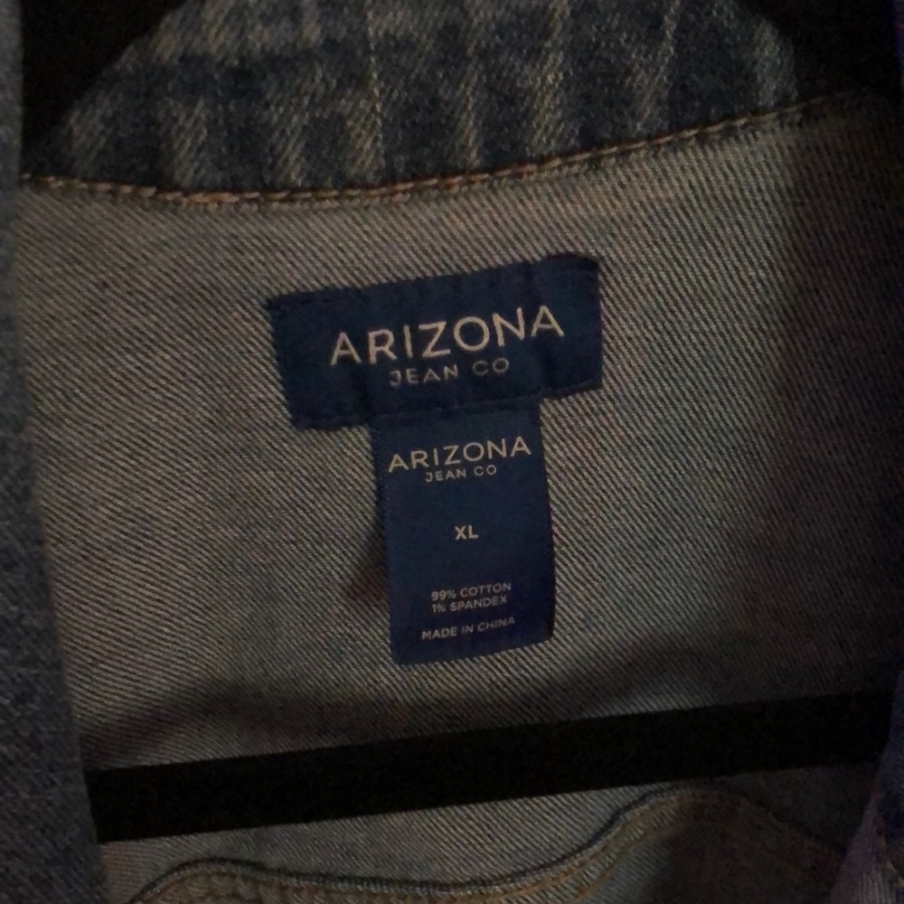 Jean jacket - Picture 2 of 2